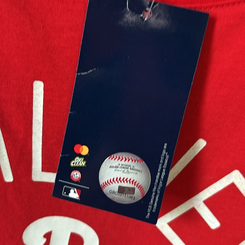 Majestic Women’s Philadelphia Phillies Short Sleeve Tee Shirt in Red - Picture 9 of 14